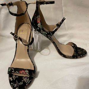 Three strap lucite heeled sandals with embroidered silk fabric
